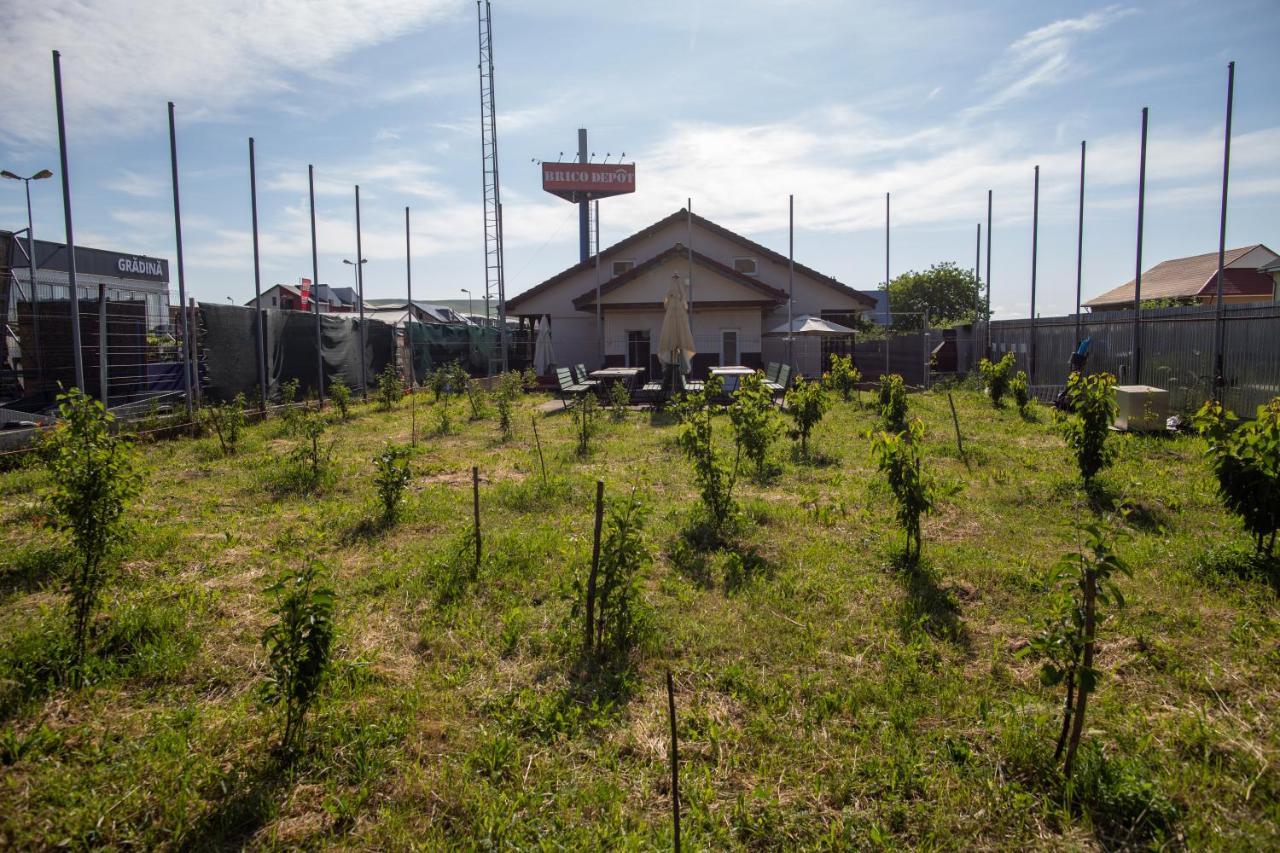 Motel Aris Meridian Piatra Neamţ Exterior foto