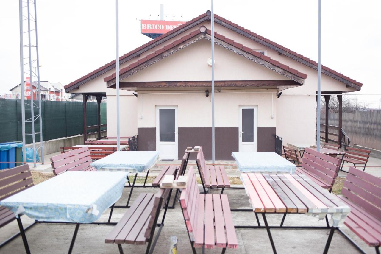 Motel Aris Meridian Piatra Neamţ Exterior foto